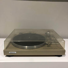 Load image into Gallery viewer, Pioneer Model No. PL-514 Turntable