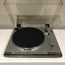 Load image into Gallery viewer, JVC Model No. L-A31 Turntable