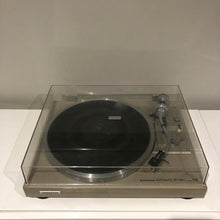 Load image into Gallery viewer, Pioneer Model No. PL-514 Turntable