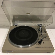 Load image into Gallery viewer, Pioneer Model No. PL-514 Turntable