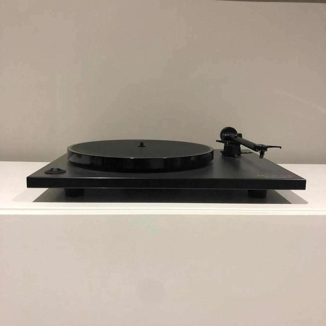 Edwards Audio Apprentice Model Lite Turntable